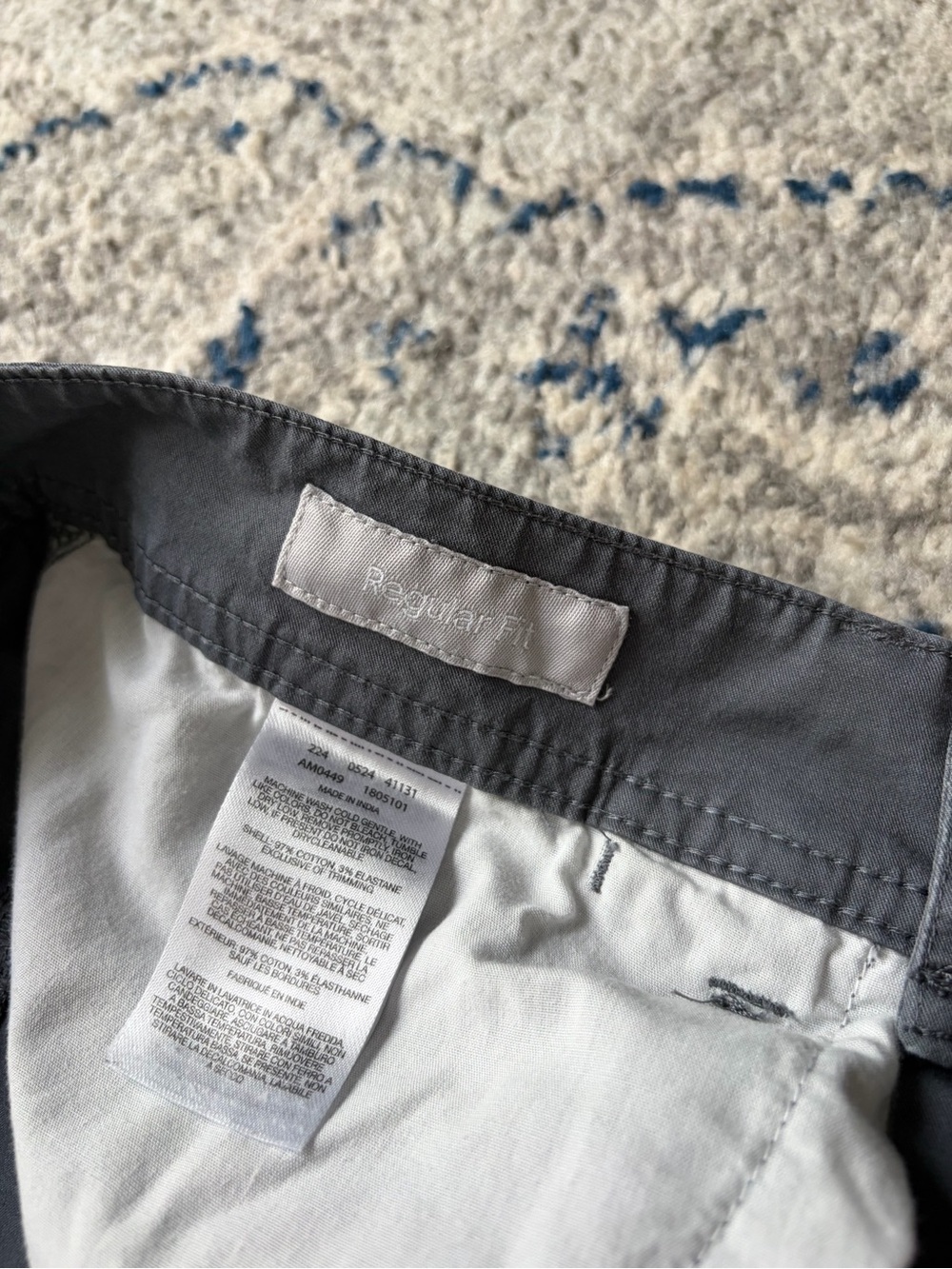 Columbia Hiking Pants - Picture 4 of 6